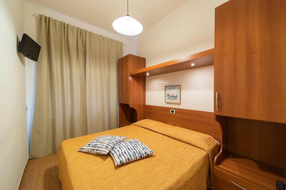 Hotel Belmare Porto Azzurro Eksteriør billede