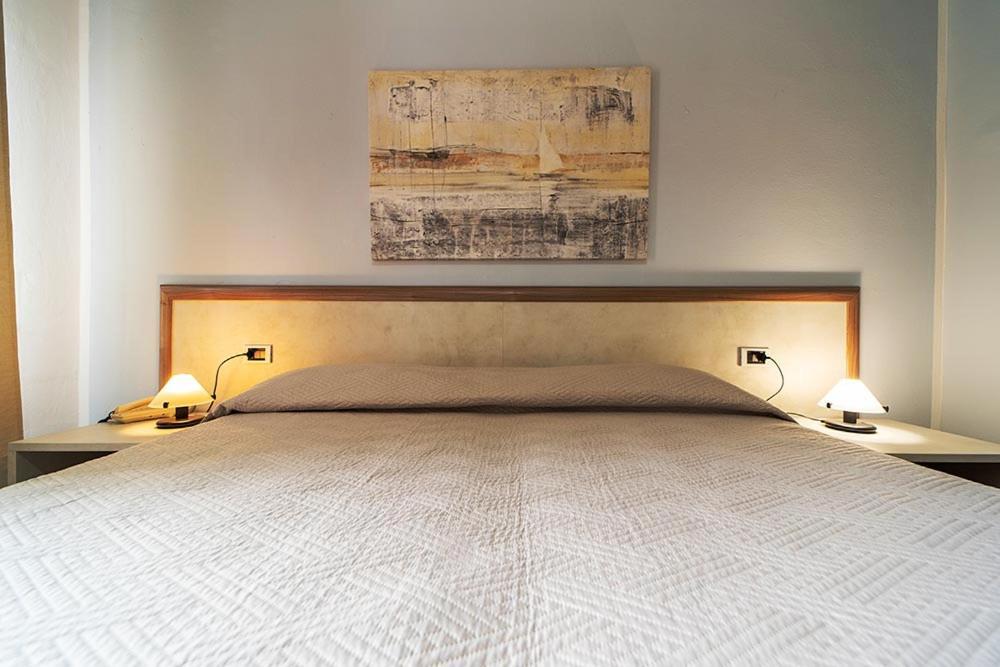 Hotel Belmare Porto Azzurro Eksteriør billede