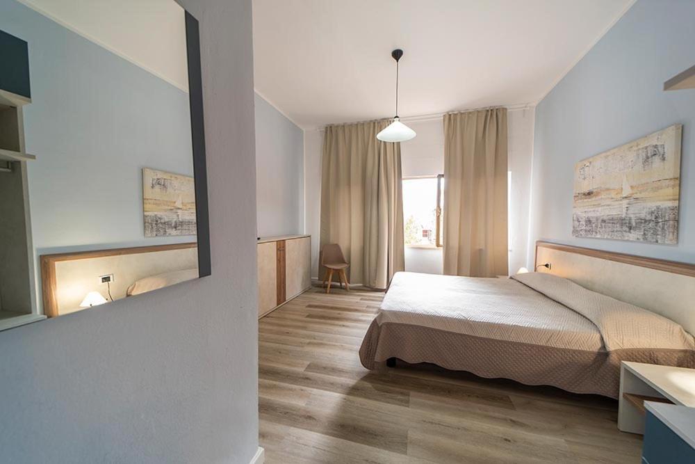 Hotel Belmare Porto Azzurro Eksteriør billede