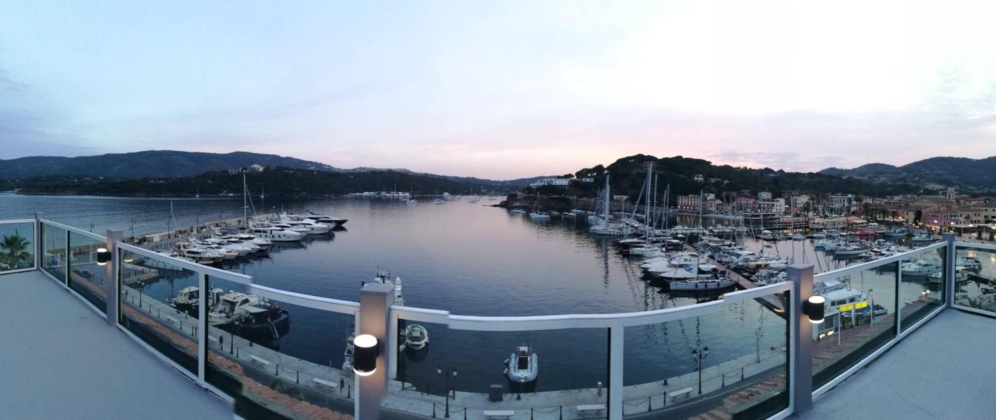 Hotel Belmare Porto Azzurro Eksteriør billede
