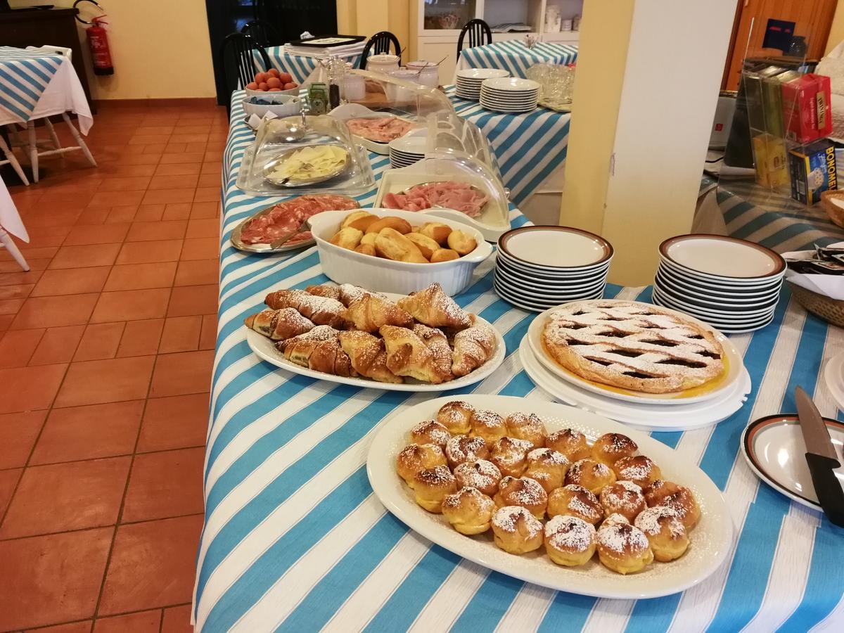 Hotel Belmare Porto Azzurro Eksteriør billede